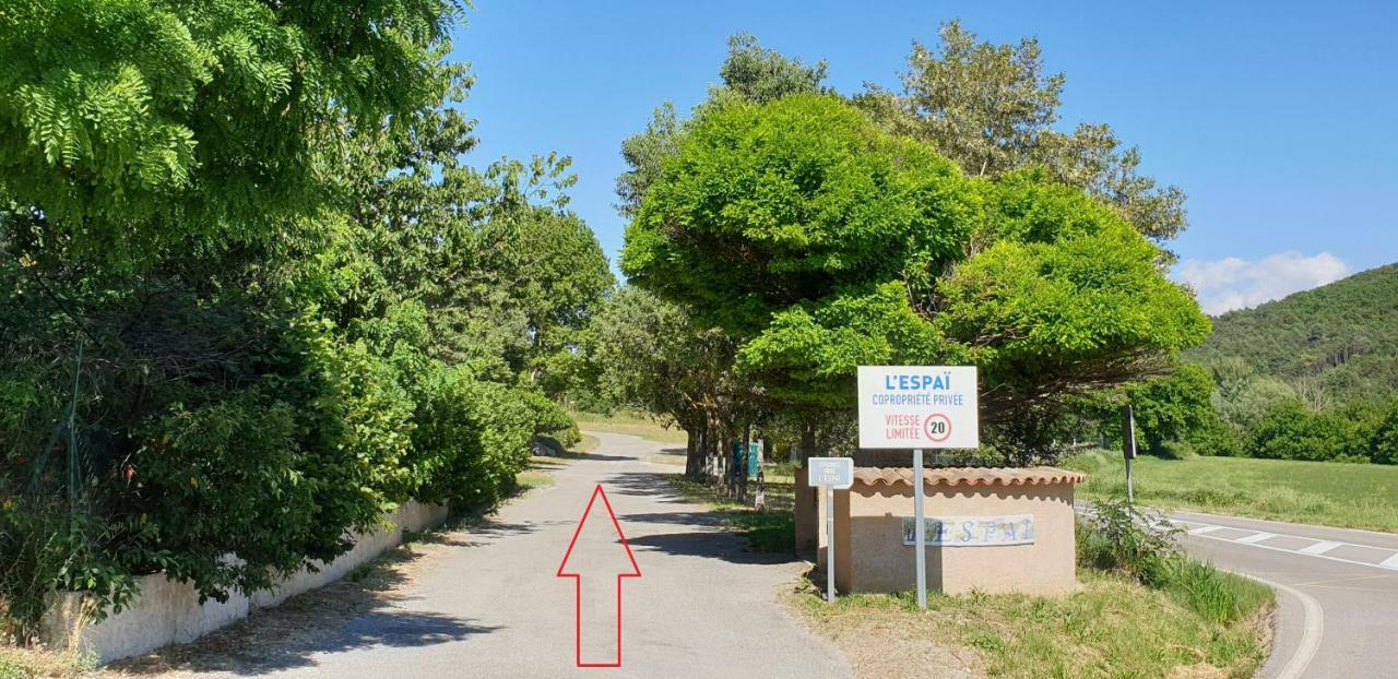 Mazet De Vacances Dans Le Domaine De L'Espai Saint-Martin-de-Brômes Exterior photo